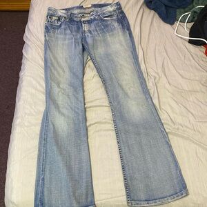 womens buckle jeans